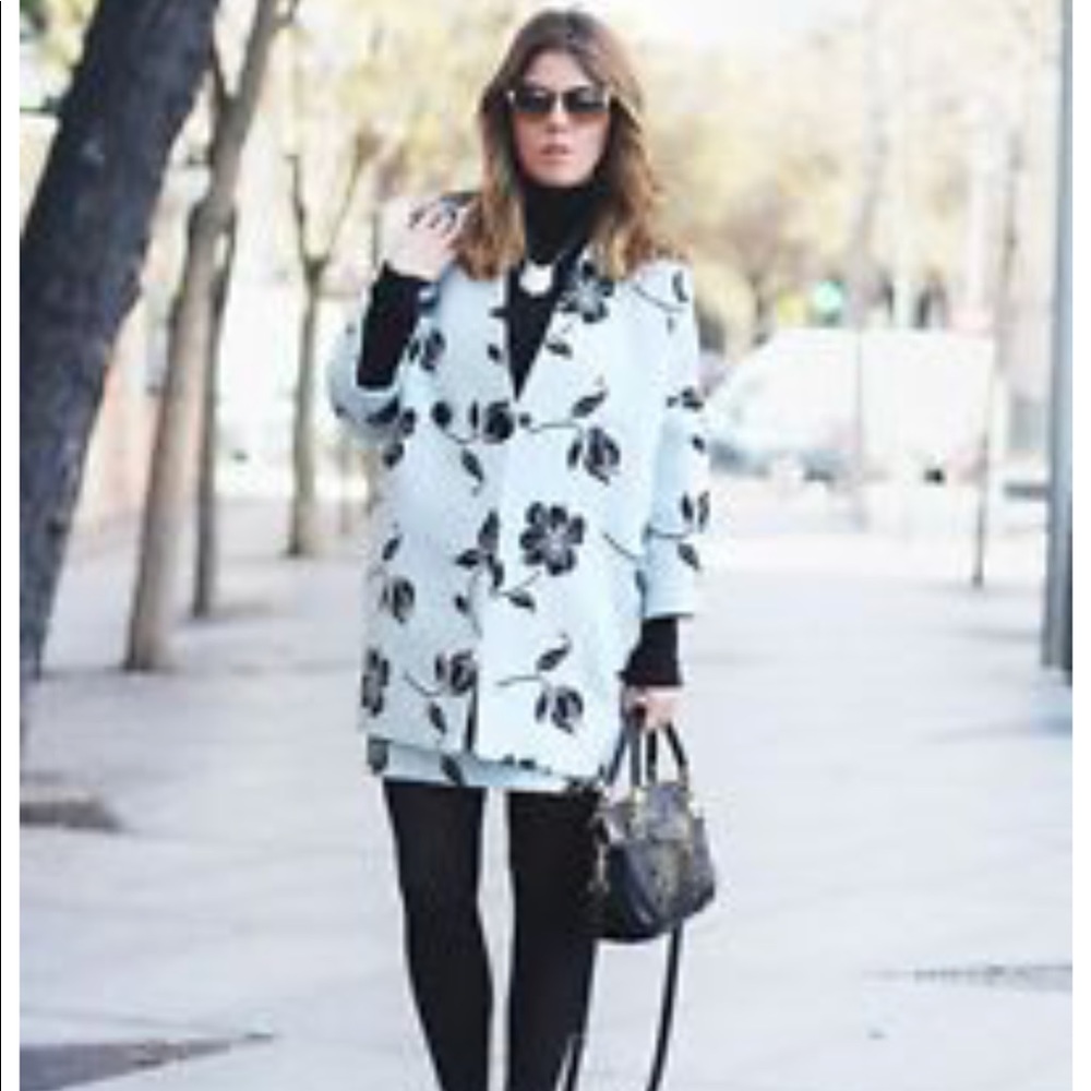 New Zara Women Jacquard Floral Kimono CoatS, M